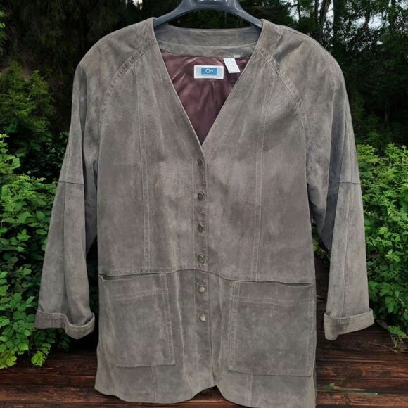 QPS Quality Price Style Vintage Leather Jacket Womens Medium Gray Suede V-Neck - Picture 1 of 8